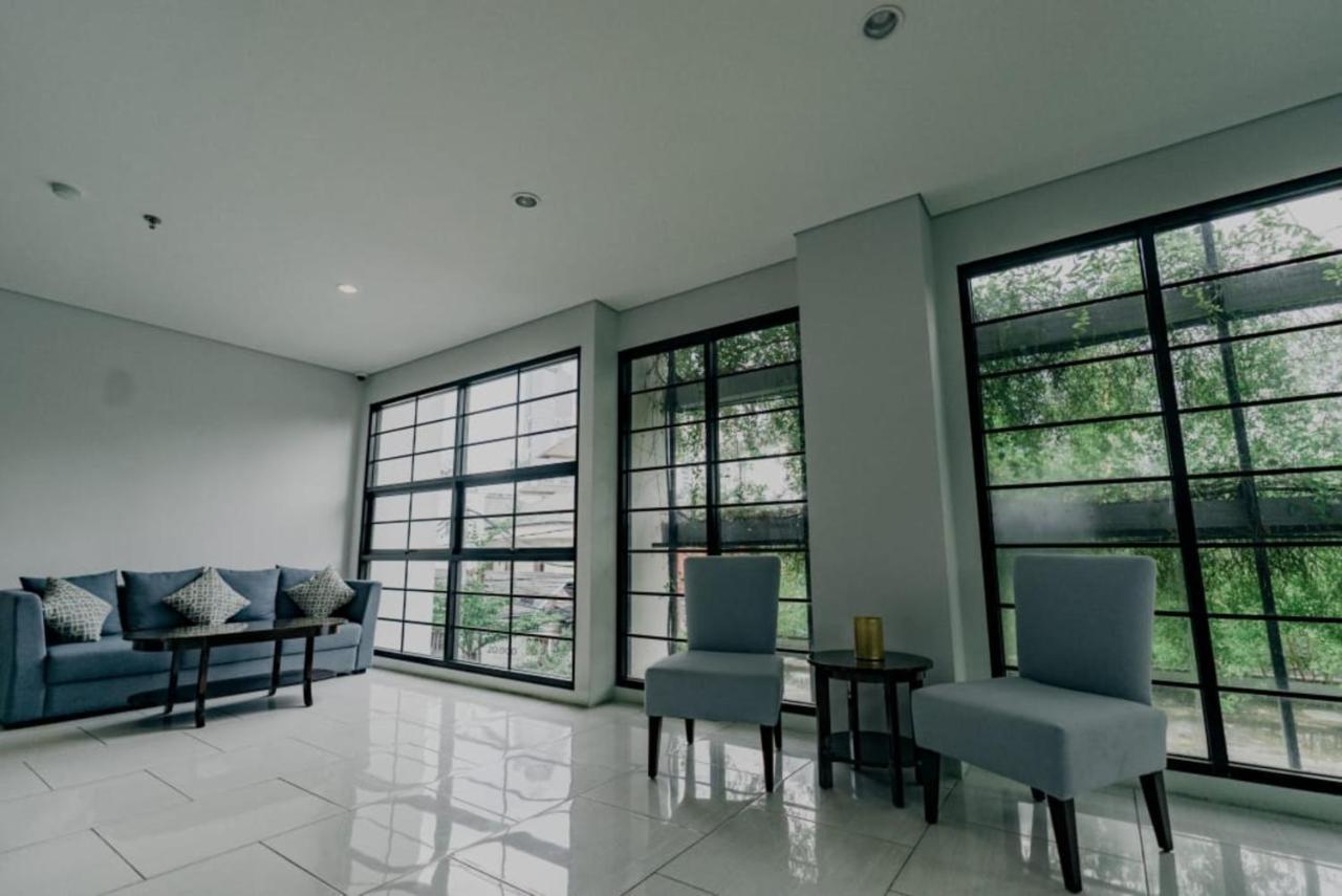 Mendjangan Residence Джакарта Екстериор снимка